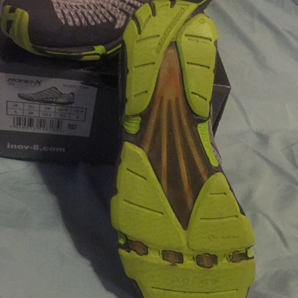 Road-x inov8 running shoes - Picture 2 of 2
